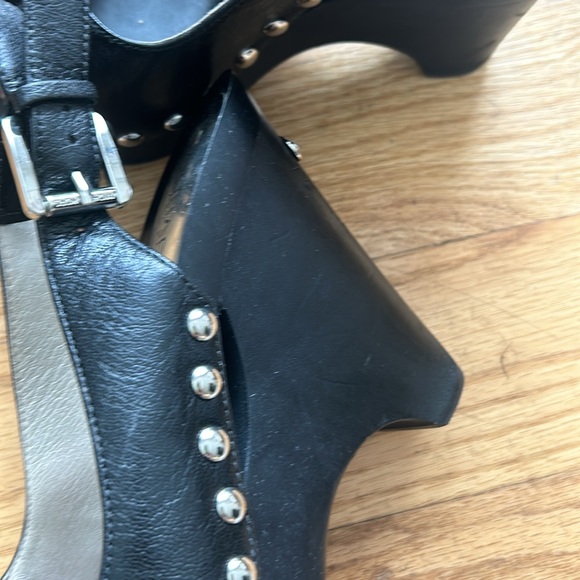 Michael Michael Kors Black genuine leather wood wedge heel platform - Picture 4 of 9